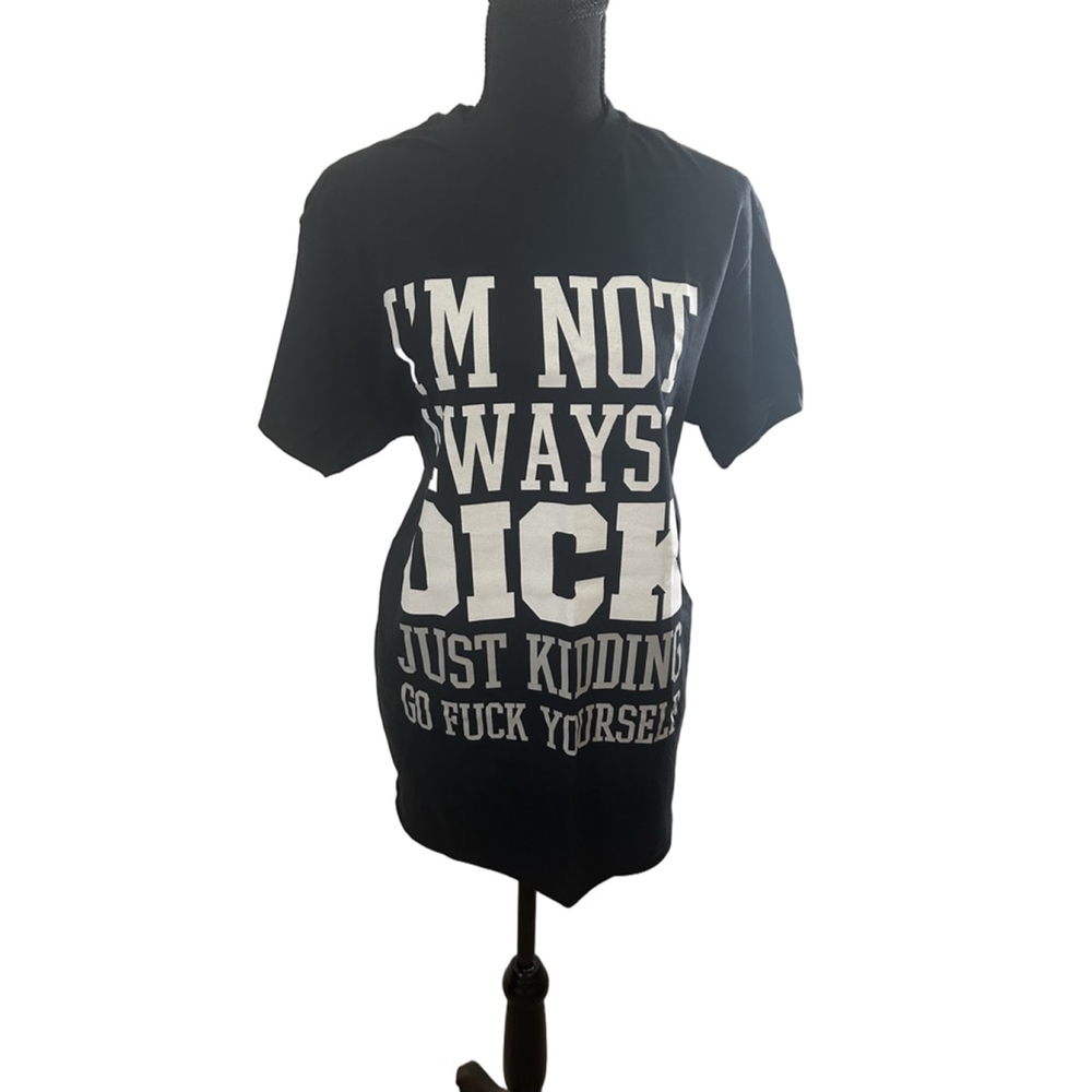 NWOT Men's Spencer's Graphic T-Shirt Size M Black